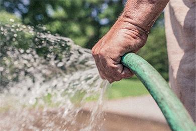 MyDearWatson Handyman Services Cleaning gutters with Hose